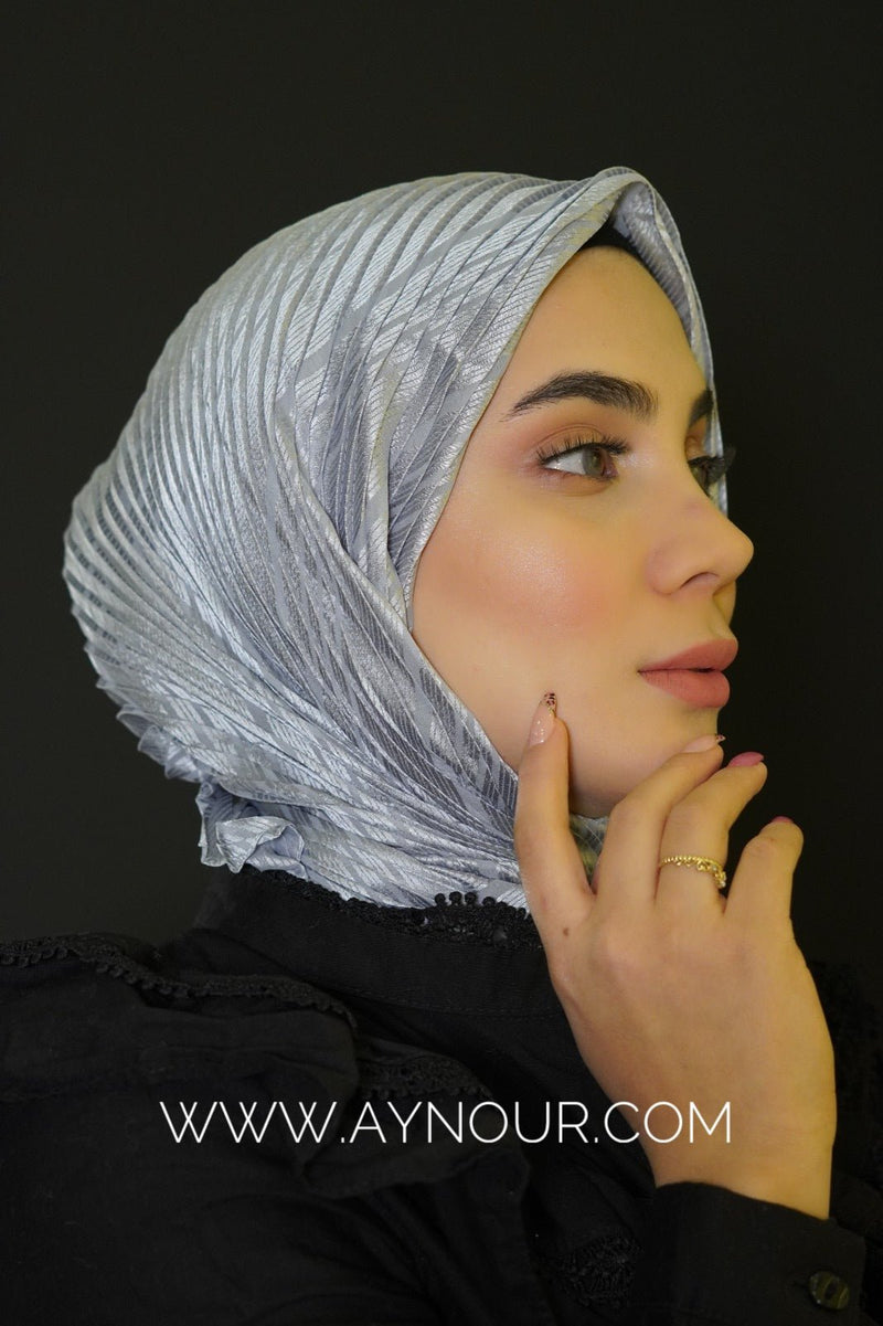 HANNA squared classy non transparent luxurious fabric scarf - Aynour.com