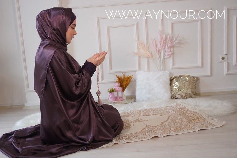 TAWBA luxurious silk Prayer dress - Aynour.com